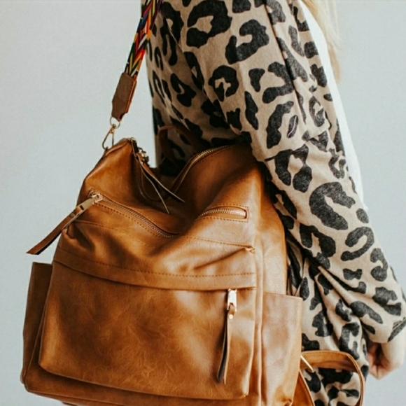 Cognac Convertible Guitar Strap Backpack Purse Bag - Picture 8 of 11